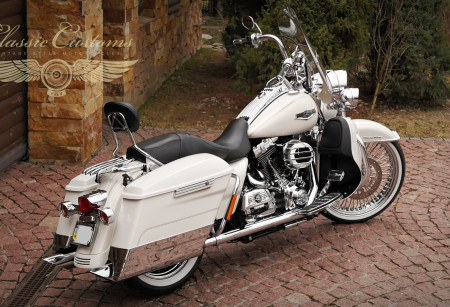 21 HD Road King 2014 Chicano style 